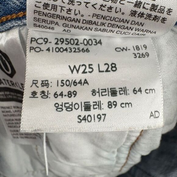 Levi 501 Distressed Denim Shorts High Waisted Sz 25 light blue - Picture 11 of 12